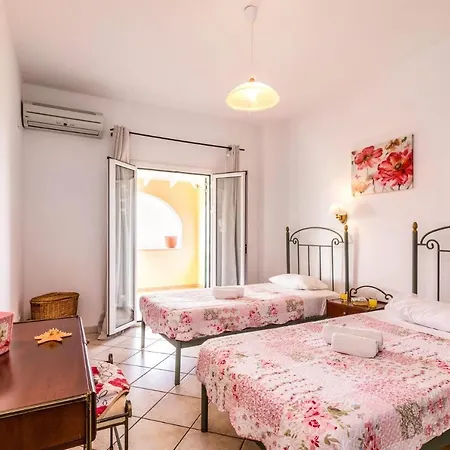 Villa Vingla With Private Pool